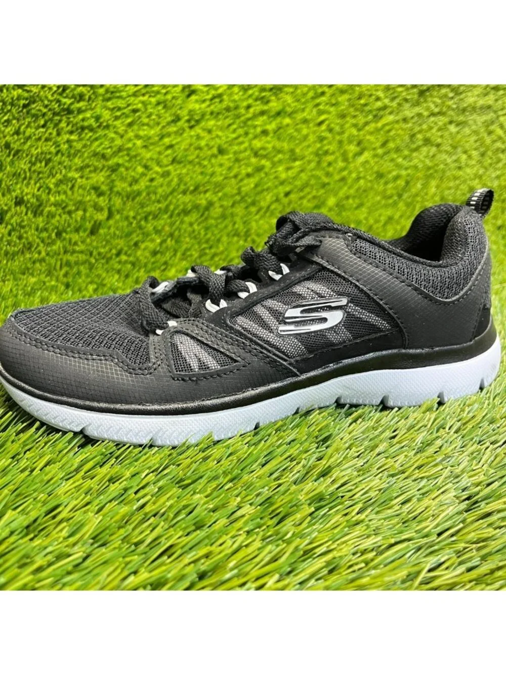 Skechers Summits New World Womens Size 6.5 Black Athletic Running Shoes Sneakers